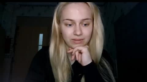 sloanne___ta online show from April 21, 2026, 2:34 pm