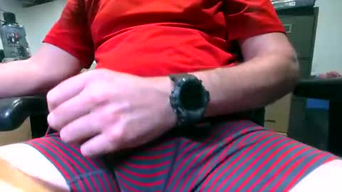 Snapshot of slogrow_uncut chatting on July 1, 2026, 4:40 pm SlowGrow Uncut online show from July 1, 2026, 4:40 pm