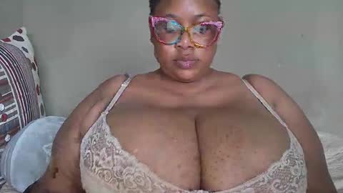 sloppybjqueenn online show from September 24, 2025, 7:33 am