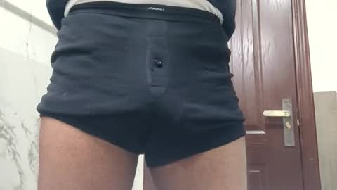 slowmooo_42069 online show from January 5, 2026, 10:46 pm