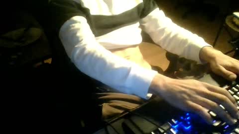 Slowpi online show from May 19, 2026, 11:44 pm