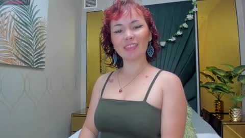 Snapshot of slut_milf4u chatting on February 11, 2025, 11:21 am Paola online show from February 11, 2025, 11:21 am