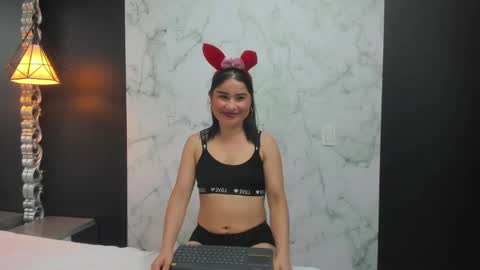 Snapshot of slut_milf4u chatting on October 3, 2025, 9:34 pm Paola online show from October 3, 2025, 9:34 pm