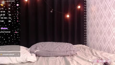 Snapshot of slutlittlecamila chatting on December 15, 2024, 12:38 pm CAMILA  online show from December 15, 2024, 12:38 pm