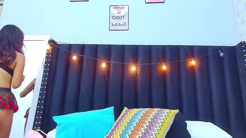 Snapshot of slutlittlecamila chatting on February 12, 2025, 3:07 am CAMILA  online show from February 12, 2025, 3:07 am