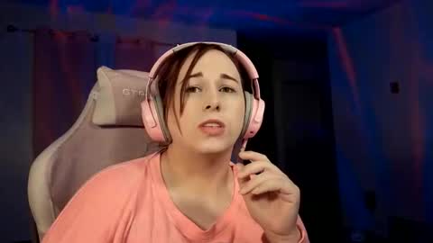 Heavenly online show from March 1, 2026, 2:46 am