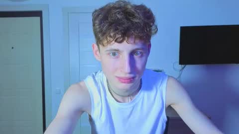 sluttsavage online show from March 30, 2026, 9:16 pm