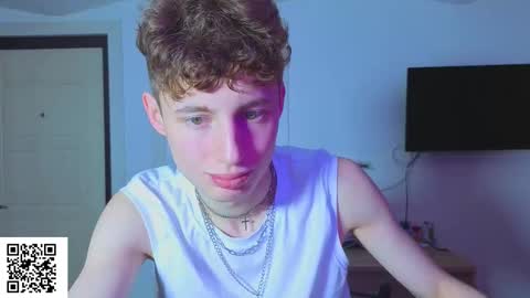 sluttsavage online show from March 31, 2026, 11:21 am