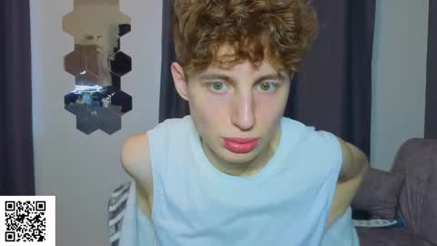 Snapshot of sluttsavage chatting on May 20, 2026, 8:42 am sluttsavage online show from May 20, 2026, 8:42 am