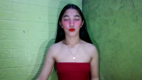 Snapshot of slutty_gretha chatting on February 6, 2025, 12:33 am Gretha online show from February 6, 2025, 12:33 am