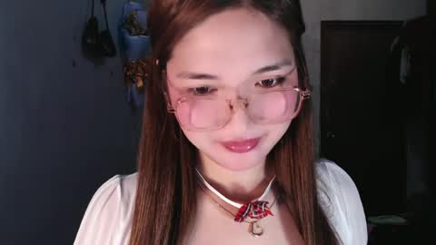 slutty_hannaxx online show from June 13, 2026, 9:35 pm