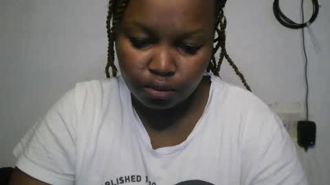 slutty_shan online show from October 19, 2025, 5:30 am