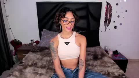 Snapshot of slutty_venus7 chatting on June 12, 2026, 4:17 pm slutty_venus7 online show from June 12, 2026, 4:17 pm