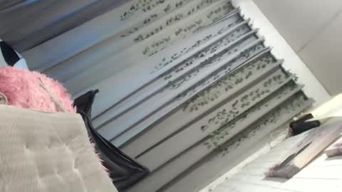 CHIE CHIE online show from January 25, 2025, 8:21 pm