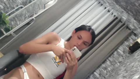 CHIE CHIE online show from February 19, 2025, 11:04 pm