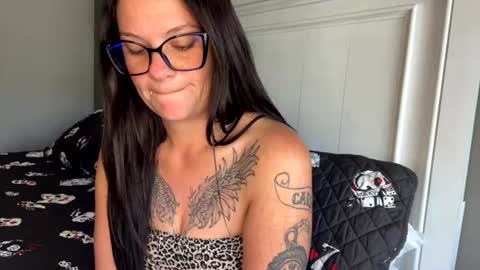 Snapshot of sluttycouple840 chatting on June 23, 2026, 10:41 pm sluttycouple840 online show from June 23, 2026, 10:41 pm