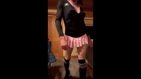 Snapshot of sluttykelsey chatting on December 16, 2025, 3:00 am Your fav slut online show from December 16, 2025, 3:00 am