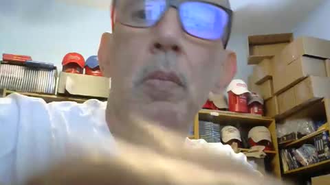 sluttyslave81 online show from June 2, 2026, 2:41 pm