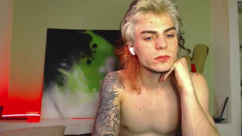 Gus online show from September 12, 2025, 2:06 pm