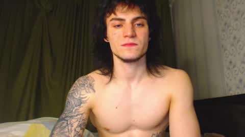 Gus online show from November 23, 2025, 6:19 pm