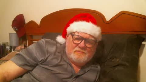 Snapshot of slydevil_sc chatting on December 8, 2024, 4:46 am Sly online show from December 8, 2024, 4:46 am