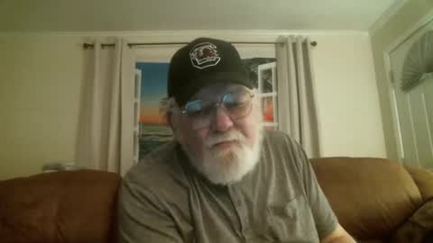 Snapshot of slydevil_sc chatting on January 10, 2026, 5:20 am Sly online show from January 10, 2026, 5:20 am