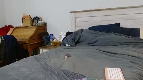 Snapshot of slytherinmylf23 chatting on February 9, 2025, 3:00 am Rachel Lawrence online show from February 9, 2025, 3:00 am