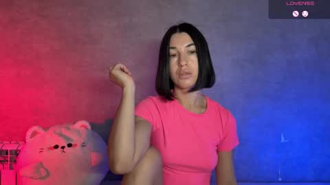 Melani online show from June 3, 2026, 9:56 am