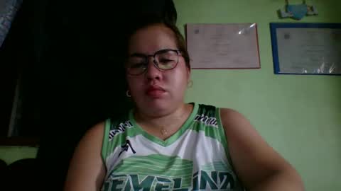 Lovewella online show from April 12, 2026, 2:16 am