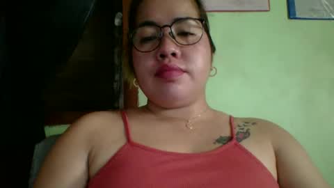 Lovewella online show from April 13, 2026, 2:50 am