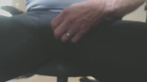 Snapshot of smallcockbiker chatting on June 11, 2026, 4:27 pm smallcockbiker online show from June 11, 2026, 4:27 pm