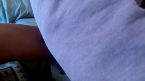 smallmalelass online show from March 6, 2025, 4:28 pm