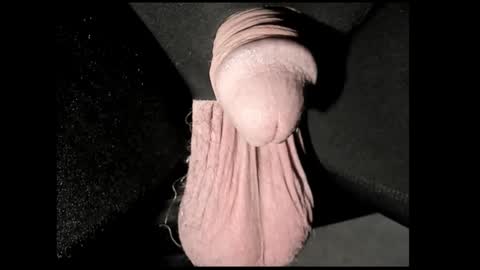 Snapshot of smallman695 chatting on February 24, 2025, 5:20 pm smallman695 online show from February 24, 2025, 5:20 pm