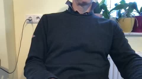 smart_sex69 online show from October 28, 2025, 8:40 am