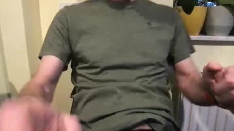 Snapshot of smart_sex69 chatting on April 9, 2026, 5:18 pm smart_sex69 online show from April 9, 2026, 5:18 pm