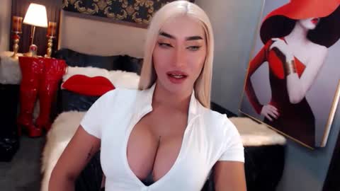 Snapshot of smasherqueen chatting on June 8, 2026, 8:48 am smasherqueen online show from June 8, 2026, 8:48 am
