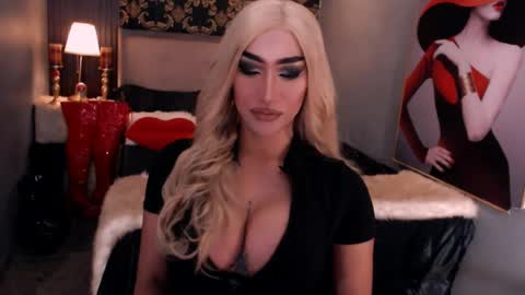 Snapshot of smasherqueen chatting on June 12, 2026, 7:18 am smasherqueen online show from June 12, 2026, 7:18 am