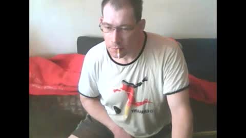 Snapshot of smi35 chatting on June 7, 2026, 8:29 am smi35 online show from June 7, 2026, 8:29 am