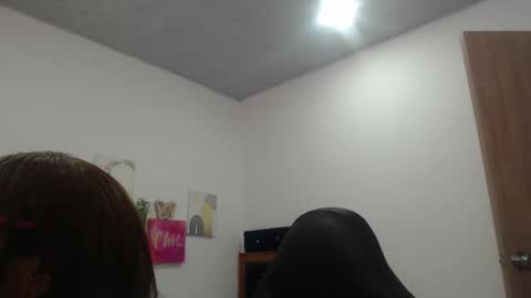 Snapshot of smilet_milf chatting on October 15, 2025, 2:06 pm Smileth online show from October 15, 2025, 2:06 pm
