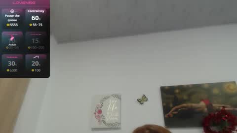 Snapshot of smilet_milf chatting on April 26, 2026, 12:58 pm Smileth online show from April 26, 2026, 12:58 pm