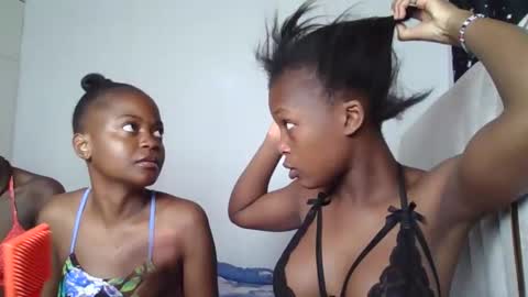 smiley luv1 online show from February 3, 2026, 1:26 am