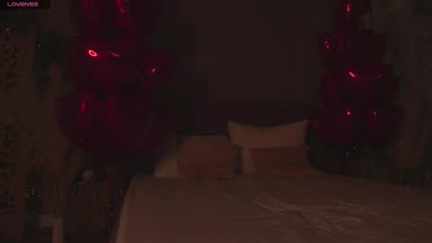 Mia online show from February 16, 2026, 5:03 am