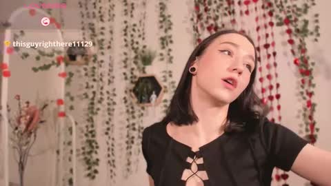 Snapshot of smoke_of_soul_ chatting on February 16, 2025, 5:04 pm Smoki online show from February 16, 2025, 5:04 pm