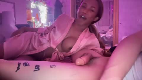 smokypxprinessdonut online show from January 31, 2025, 3:20 am