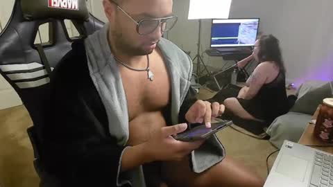 Snapshot of smoothj2015 chatting on March 1, 2025, 9:40 am Smoothj2011 online show from March 1, 2025, 9:40 am