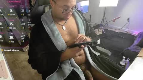 Snapshot of smoothj2015 chatting on September 20, 2025, 8:59 am Smoothj2011 online show from September 20, 2025, 8:59 am