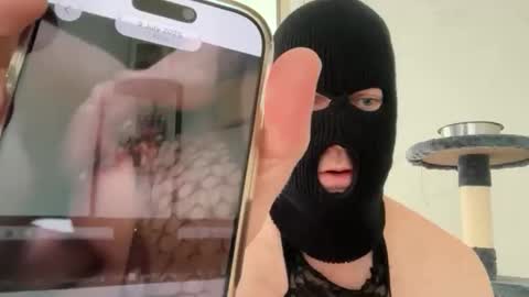 KinkyDonks online show from February 7, 2026, 11:41 pm