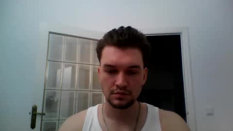 Snapshot of smoqeezy chatting on May 14, 2026, 10:38 pm sugar cube online show from May 14, 2026, 10:38 pm