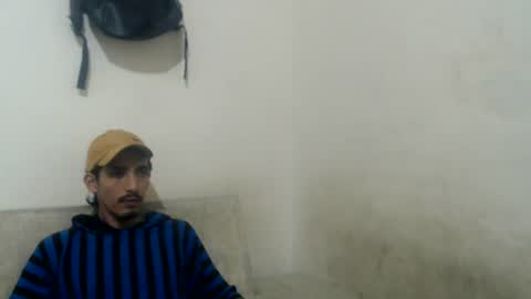Snapshot of snackontime19 chatting on July 7, 2026, 7:23 am snackontime19 online show from July 7, 2026, 7:23 am