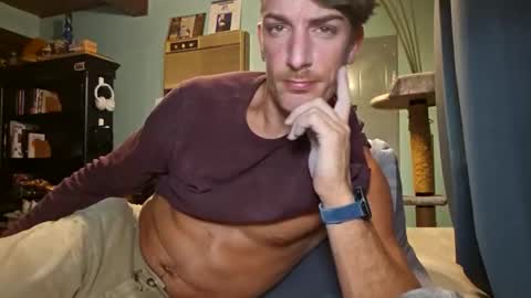 Snackyyyy online show from April 15, 2026, 10:43 pm